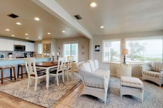 South Bay Inn 2 - 7