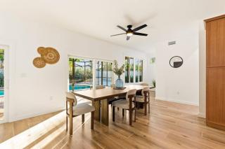 Commonwealth Luxury - 1