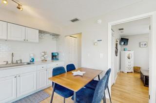Bay View Inn 202 - 7