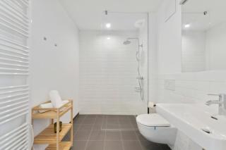 Bright Modern Studio - 7