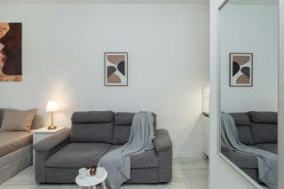 Cozy Studio Apartment at Náměstí Míru - 2