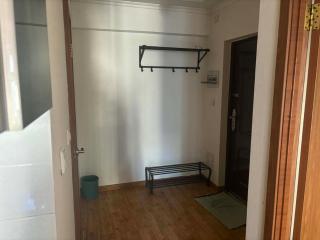 Quiet 2BR Apartment Near City Center - 3