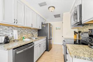 Holmes Beach Bungalow - A - 3