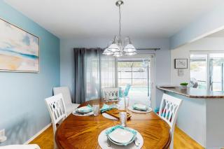 Coastal Cottage - 5