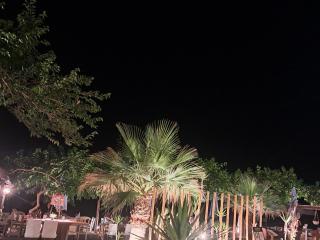 Beach Hotel Kapahi - 1