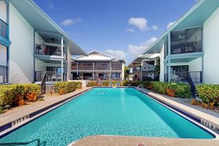 Gulf Place 19 & 20 - 3