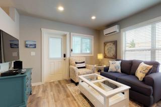 South Bay Inn 3 - 8