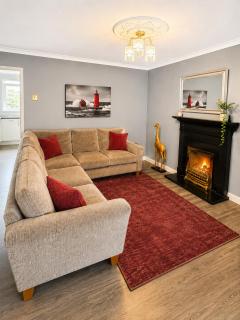 House by NEC, Airport, 10 mins by train to city - 0
