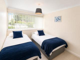 House by NEC, Airport, 10 mins by train to city - 7