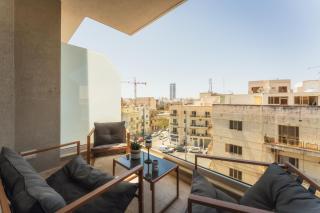 Brand New! The Luxe Haven 2BR apartment in Gzira - 2