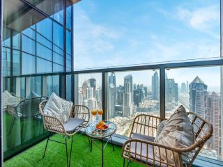 Stunning 1BR High Floor with Rooftop Infinity Pool - 7