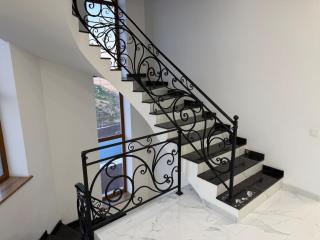 Fabulous Villa 2 In Yerevan - 1