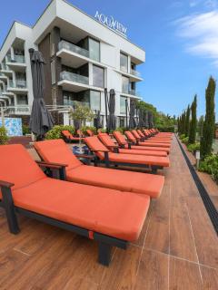 Seaview Apartment Beach & Pool - 7