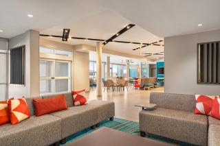 avid hotel Mission East - McAllen Area by IHG - 5