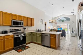Beautiful Emerald Island Resort Retreat with Private Pool and Spa Close to Disney - 6