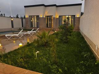 Villa Şüvəlan - 1