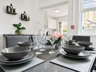 Cosy house near Anfield Stadium - 5