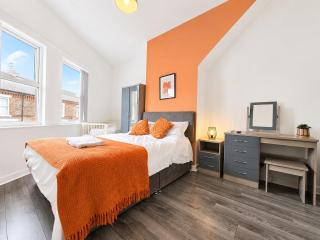 Cosy house near Anfield Stadium - 8