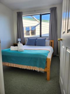 Handy to Town, Spacious, Relaxed - KK14905 - 2