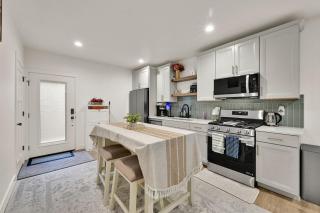 Beautiful Mtn Green Retreat In Law Suite Newly furnished - 8