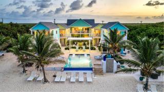 The Cottages Collection - 10 Oceanfront Suites and 2 BR Penthouse - 0