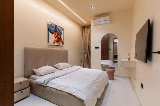 Luxe Haven 4bedroom VGC - 6