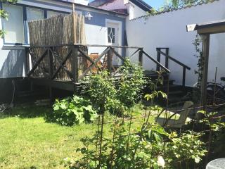Lovely apartment with patio in courtyard - 2
