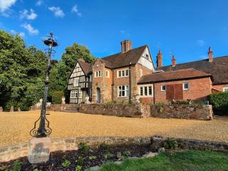 Paddock Views at Fairfield Court - 4