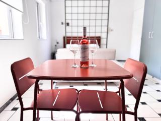 Anatoli by Lithos & Key Kalamata Beach Studio - 1