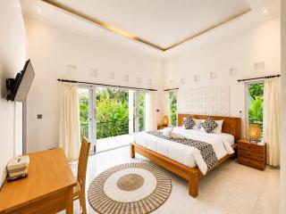 Elegant 2BR Villa with Private Pool, Ubud - 3