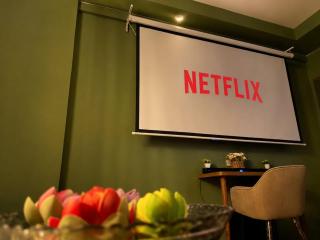 Midnight Atelier - Olive Luxe, Netflix & Chill - 3