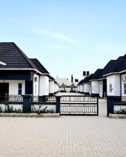 triple comfort hotel and suites bauchi - 5
