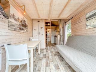Surfers Cabin - 8