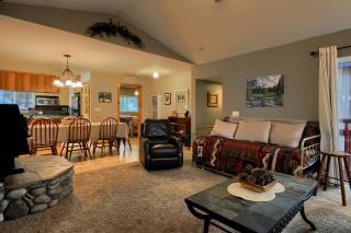 Hibernation Hideaway- Inside Yosemite- Dog Friendly - 7