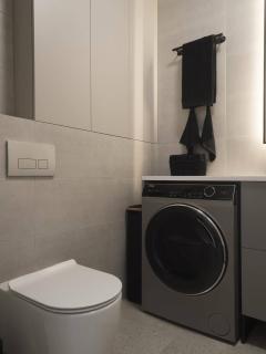 Luxury Comfort City Center Apartment - 9