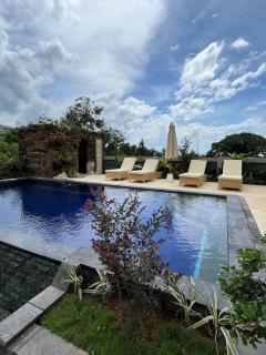 Villa Bukit Indah - 1
