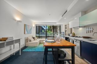 Tranquil Oasis at Lincoln Square - A Peaceful 1 Bed 1 Bath Urban Hideaway - 5