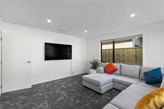 The Remarkable Queenstown Retreat - 1