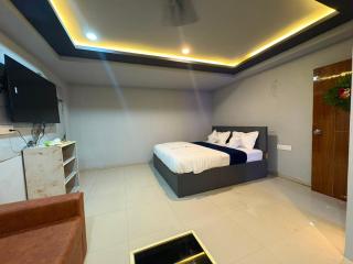 HOTELc3 - 8