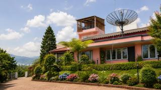 Bandungan Grand Family Villa Panoramic Mountain Views - 0