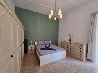Charming House in Sliema with BBQ, Close to Promenade - 6