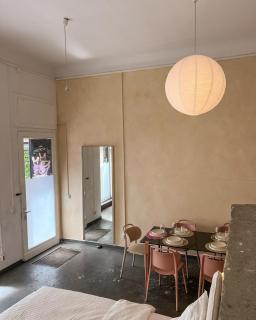 THE LOFT central Kreuzberg 2 levels home cinema JURA espressomachine - 5