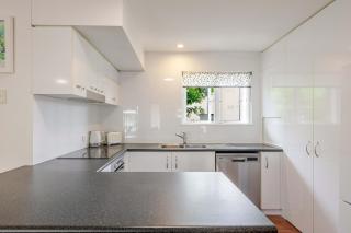 Balboa Apartments - 1