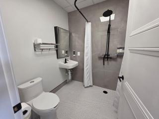 PeachView Studio 103 - 1