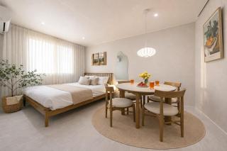 Maison Woodique Hongdae apartment 2rooms 3beds 6persons - 3