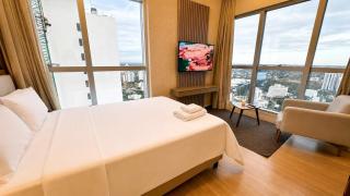 Sky Stays Petra Tower Modern Living Loft - 5