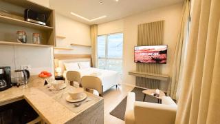 Sky Stays Petra Tower Modern Living Loft - 2