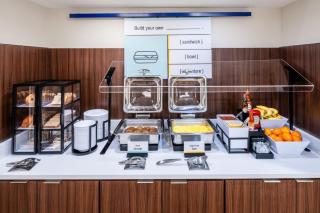 Garner Hotel Wadsworth by IHG - 4