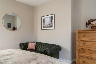 Stylish Harbourfront Top-Floor Apartment with Sea Views Sleeps 6 - 5