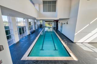 CBD Apartment Next To Parkland! Amazing Views! - 8